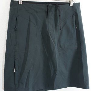 REI athletic zipper skirt size 6